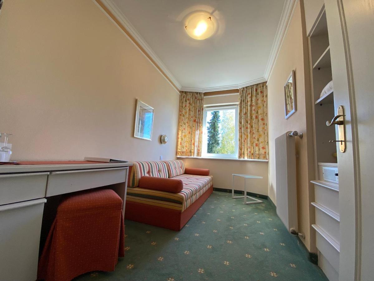 Hotel Schoenruh โดรโบลัค อัม ฟาเคอร์เซ ภายนอก รูปภาพ
